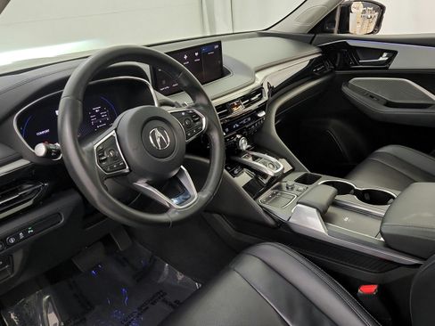 Used 2024 Acura MDX SH-AWD w/ Technology Package image 16