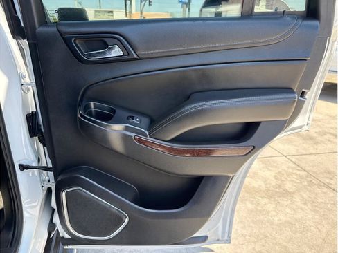 Used 2015 GMC Yukon SLE RWD image 21