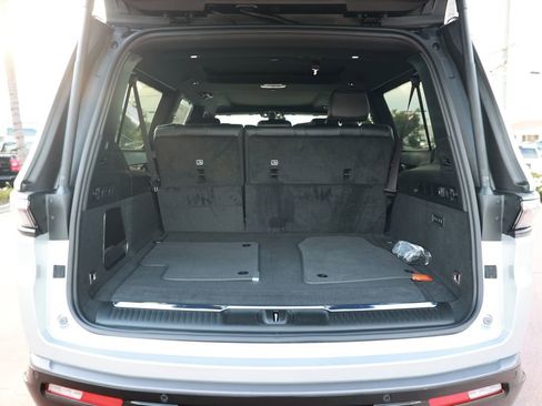 New 2026 Jeep Grand Wagoneer L Summit w/ Rear Seat Video Group I image 39