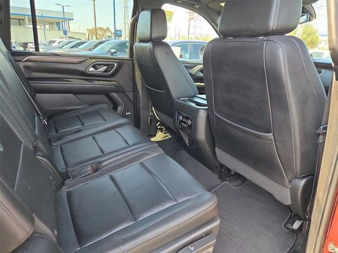 Certified 2022 Chevrolet Suburban Z71 AWD/4WD image 19