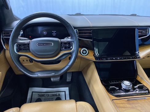 Used 2022 Jeep Grand Wagoneer Series III w/ Rear Seat Video Group 1 image 34