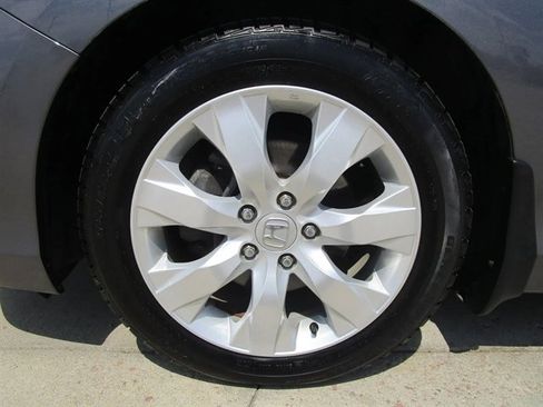 Used 2014 Honda Accord EX-L image 31