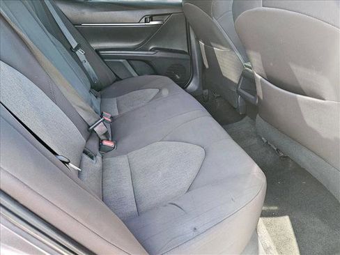 Used 2019 Toyota Camry LE FWD image 18