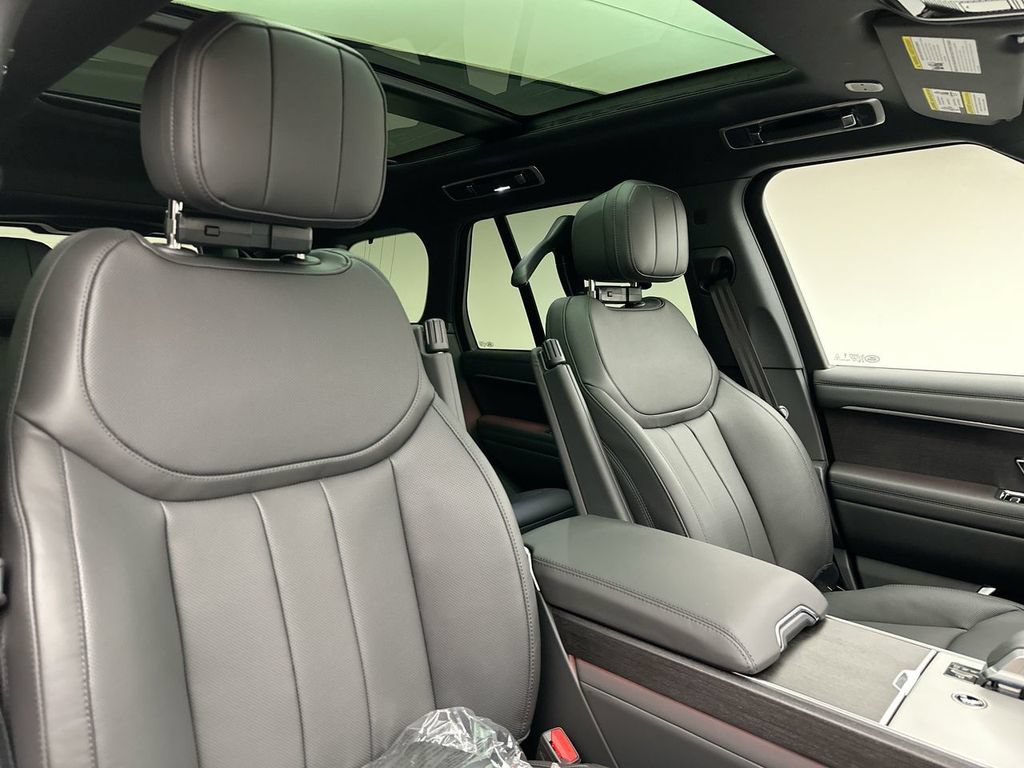 New 2026 Land Rover Range Rover SE AWD/4WD image 18