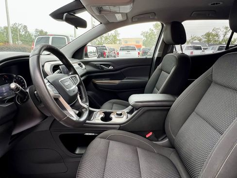 Used 2022 GMC Acadia SLE image 19