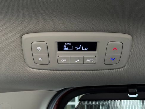 Used 2023 Kia Carnival SX Prestige FWD image 26
