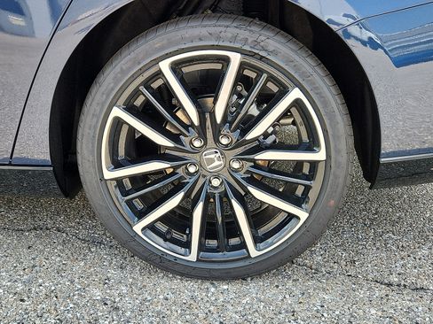 New 2026 Honda Accord Touring image 5