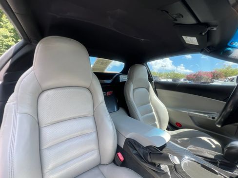 Used 2010 Chevrolet Corvette Convertible w/ Preferred Equipment Group RWD image 24
