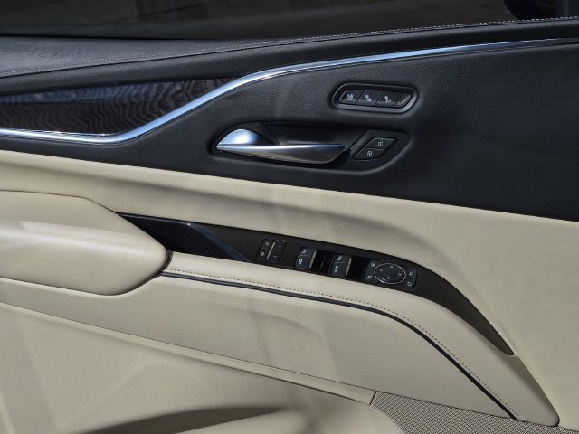 Used 2021 Cadillac Escalade Premium Luxury w/ Performance Package RWD image 42
