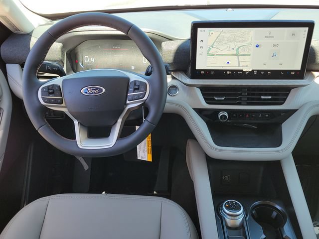 New 2026 Ford Explorer Active w/ Active Comfort Package AWD/4WD image 9