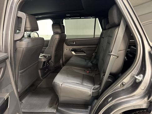Used 2025 Toyota Sequoia Limited w/ Tow Technology Package AWD/4WD image 22
