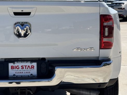 Used 2024 RAM 3500 Laramie image 11