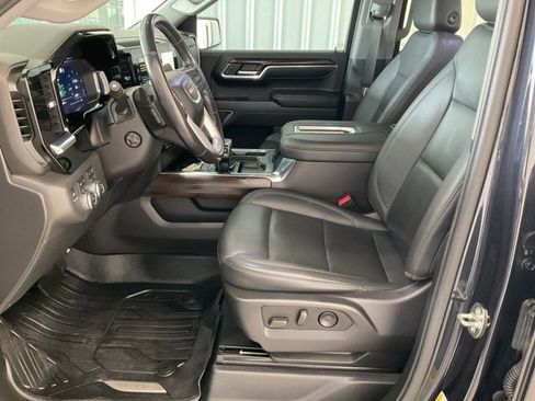Used 2022 GMC Sierra 1500 SLT w/ SLT Premium Plus Package image 4