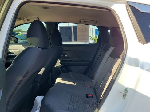 Certified 2025 Nissan Kicks SV FWD image 11