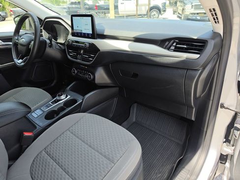 Used 2021 Ford Escape SE w/ SE Sport Appearance Package FWD image 11
