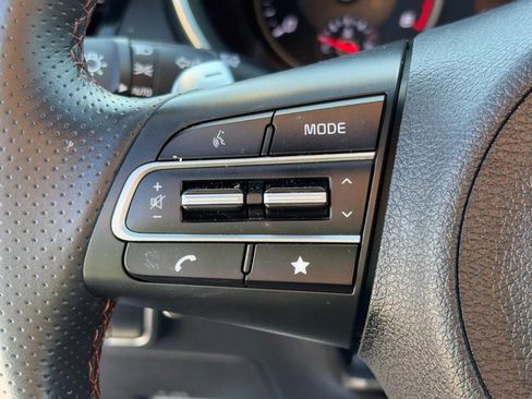 Used 2023 Kia Stinger GT-Line w/ Sun & Sound Package image 17