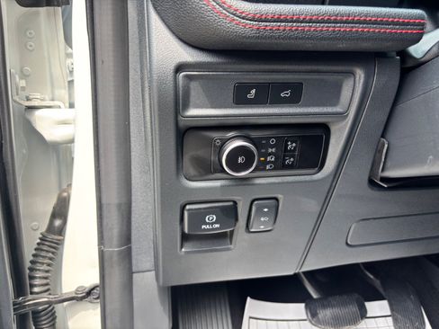 Used 2023 Ford Expedition Max Limited AWD/4WD image 32
