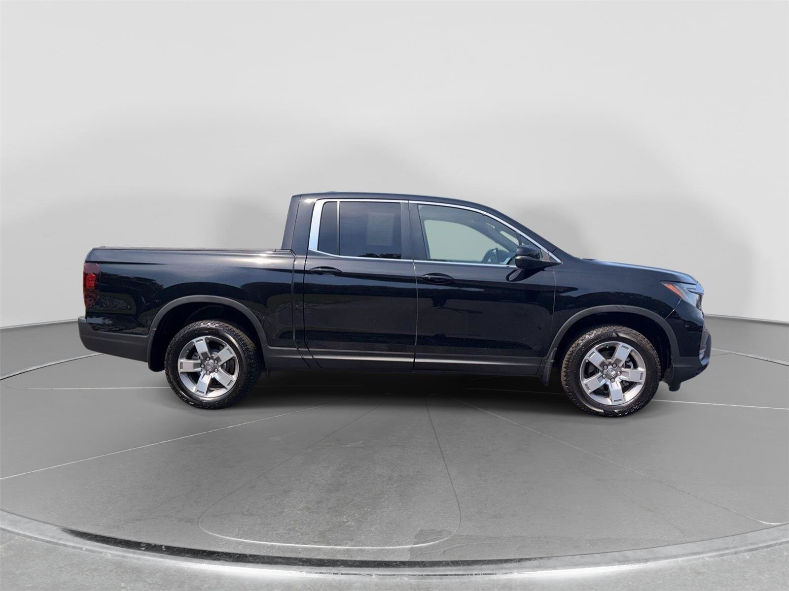 Used 2025 Honda Ridgeline RTL image 6