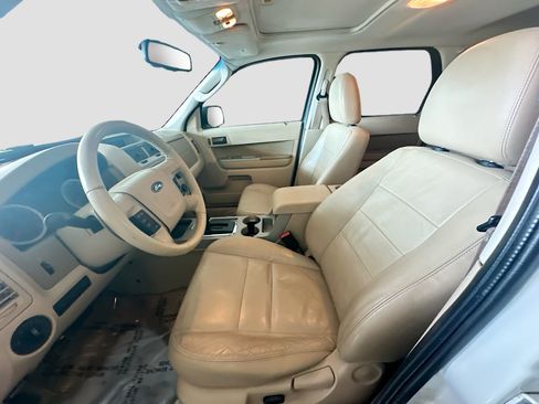 Used 2012 Ford Escape XLT AWD/4WD image 13