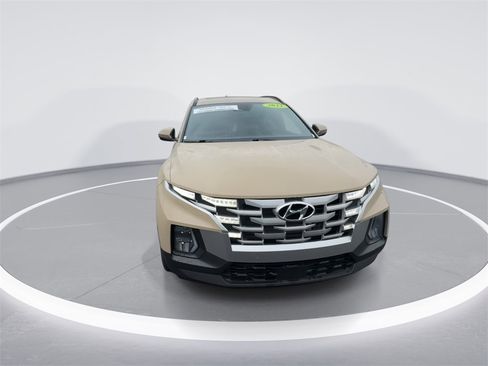 Used 2023 Hyundai Santa Cruz SEL Premium image 3
