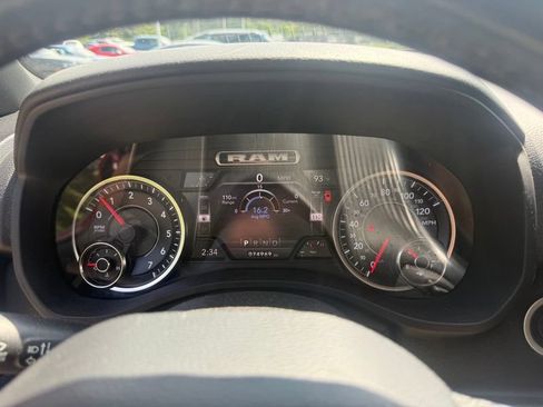 Used 2020 RAM 1500 Big Horn AWD/4WD image 8