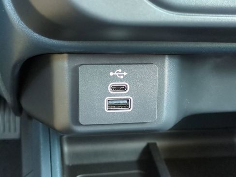 New 2025 Ford Maverick XL w/ Equipment Group 102A image 21