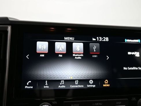 Used 2025 Nissan Frontier SV w/ SV Convenience Package image 21