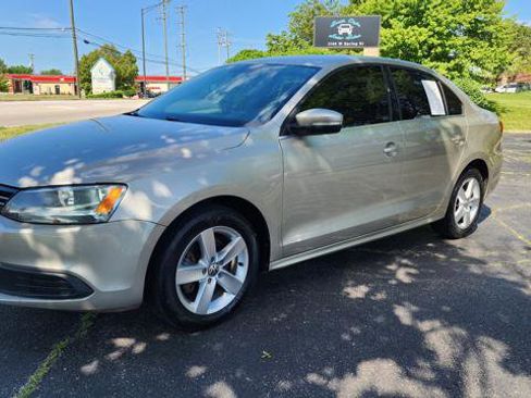 Used 2013 Volkswagen Jetta TDI FWD image 7
