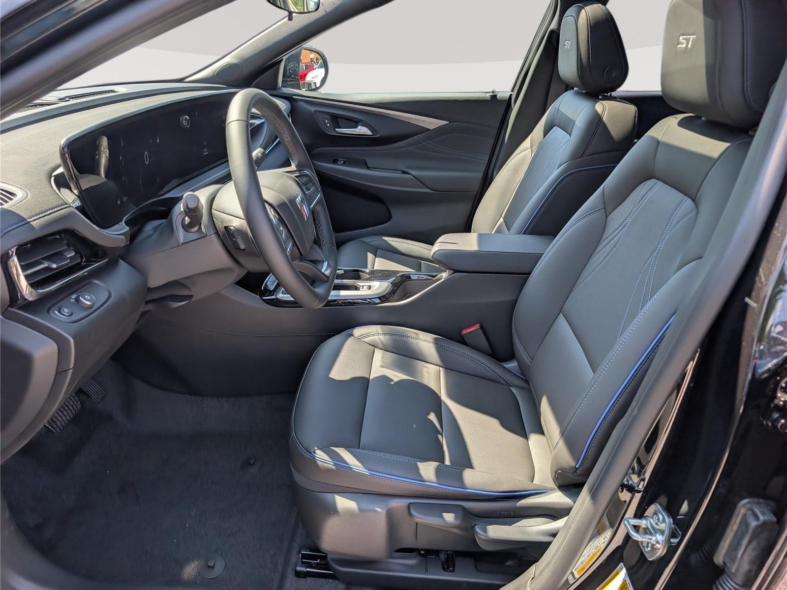 New 2026 Buick Envista Sport Touring w/ Advanced Safety Package FWD image 12
