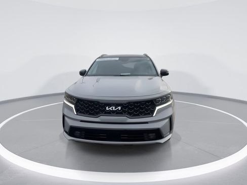 Used 2023 Kia Sorento SX image 3