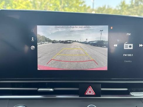 Used 2024 Hyundai Elantra SEL FWD image 26