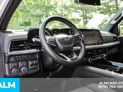 Used 2026 Chevrolet Tahoe Z71 w/ Comfort Package AWD/4WD image 25
