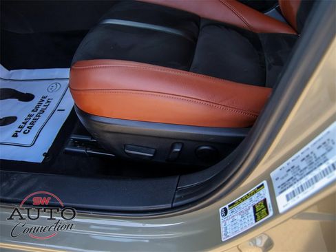 Used 2024 MAZDA MAZDA3 s image 27