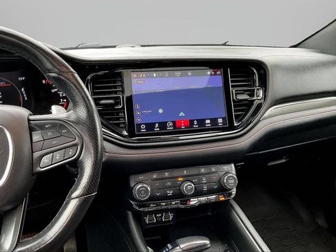 Used 2023 Dodge Durango GT RWD image 9