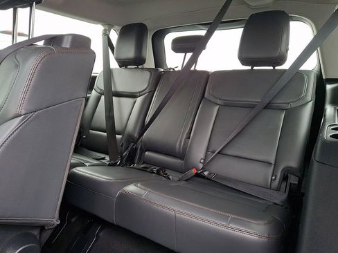 Used 2025 Ford Expedition Max Active image 11