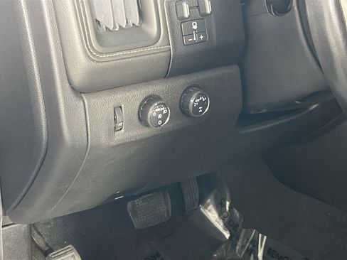 Used 2022 GMC Canyon Elevation AWD/4WD image 10