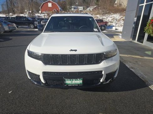 New 2025 Jeep Grand Cherokee L Limited image 2