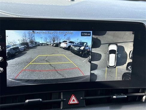 Used 2023 Kia Sportage SX image 21