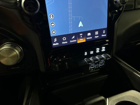 Used 2024 RAM 2500 Rebel image 25