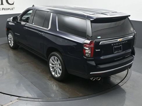Used 2024 Chevrolet Suburban Premier w/ Premium Package 2 AWD/4WD image 46
