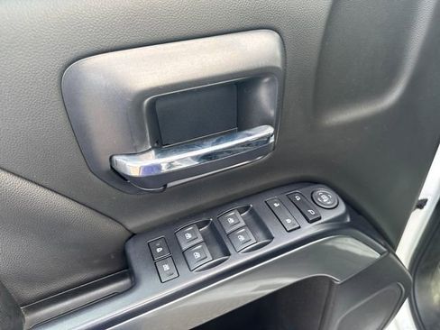 Used 2019 Chevrolet Silverado 1500 LT image 11