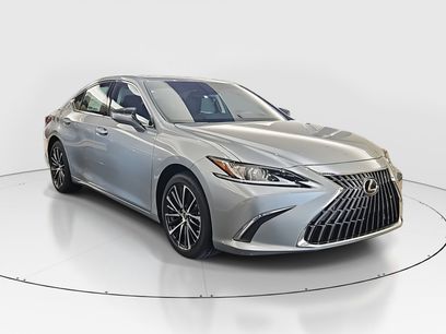 New 2025 Lexus ES 350 w/ Premium Package