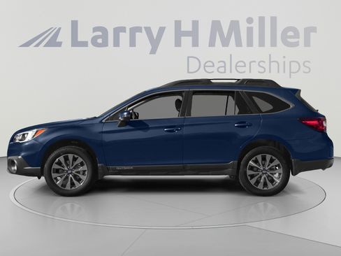 Used 2017 Subaru Outback 2.5i Limited AWD/4WD image 3