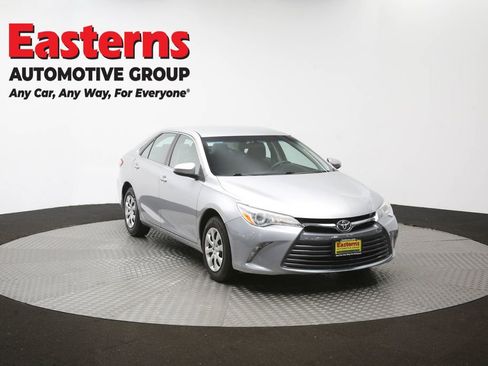 Used 2017 Toyota Camry LE FWD image 49