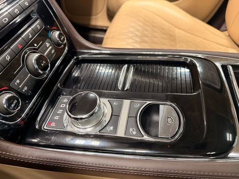 Used 2017 Jaguar XJ L Portfolio image 28