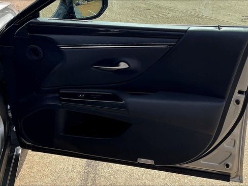 Used 2020 Lexus ES 350 w/ Accessory Package 2 image 28