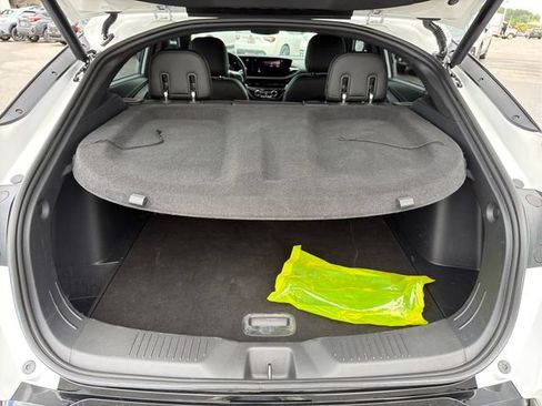 Used 2025 Buick Envista Sport Touring w/ Convenience I Package FWD image 29