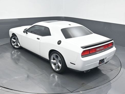 Used 2012 Dodge Challenger R/T image 37