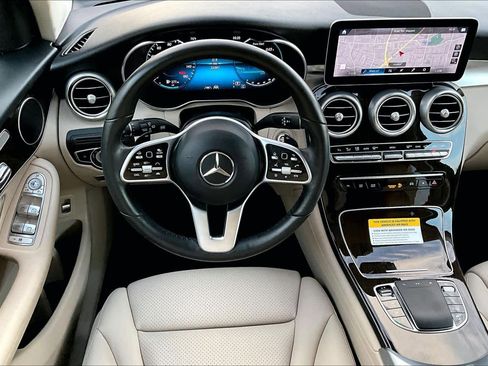 Used 2022 Mercedes-Benz GLC 300 GLC 300 image 5