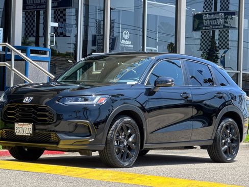 Certified 2024 Honda HR-V Sport image 8